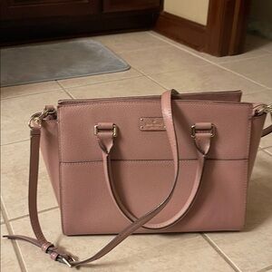 Kate Spade leather handbag.
Excellent condition